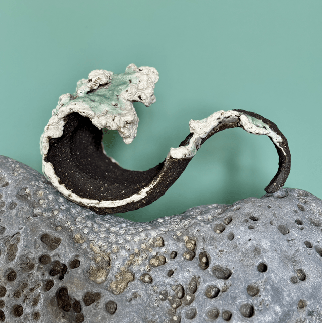 Wave sculpture 