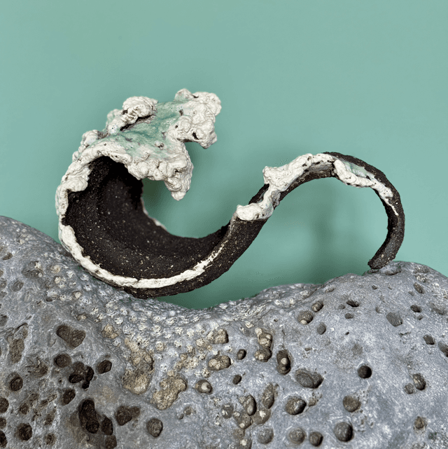 Wave sculpture 